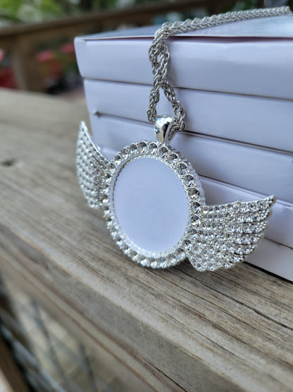 Rhinestone Wings Necklace (Silver)